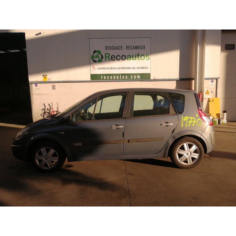 renault scenic ii del año 2006