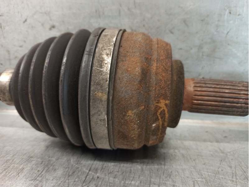 Recambio de transmision delantera izquierda para renault megane iii coupe 1.4 tce referencia OEM IAM 8200725503  