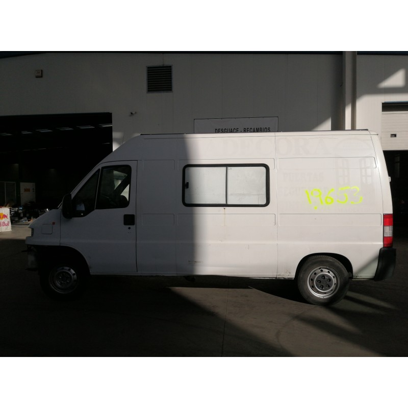 peugeot boxer caja abierta (rs2850)(230)(´02) del año 2000