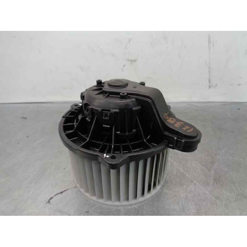 Recambio de motor calefaccion para hyundai ix35 1.7 crdi cat referencia OEM IAM 971132Y000 F00S382441 BOSCH