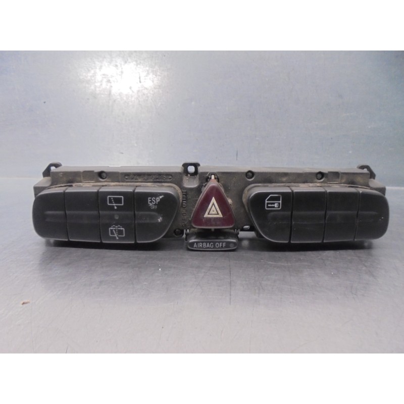 Recambio de warning para mercedes clase c (w203) familiar 2.2 cdi cat referencia OEM IAM 2038218258  