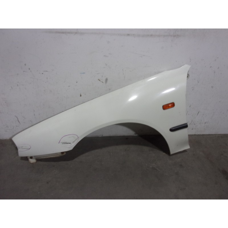 Recambio de aleta delantera izquierda para mg rover serie 600 (rh) 2.0 cat referencia OEM IAM 4981896 BLANCA 