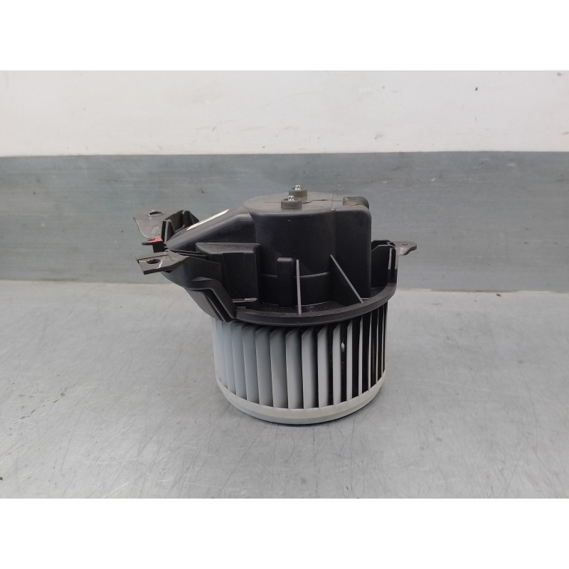 Recambio de motor calefaccion para fiat fiorino 1.3 16v jtd cat referencia OEM IAM 77366856  