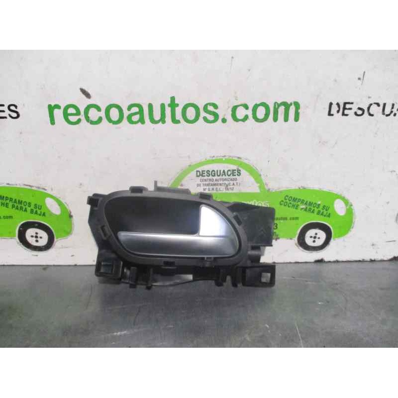 Recambio de maneta interior delantera derecha para peugeot 208 style referencia OEM IAM 96555516VV  