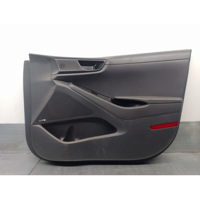 Recambio de guarnecido puerta delantera derecha para hyundai ioniq referencia OEM IAM 82340G2000 82340G2000 5 PUERTAS