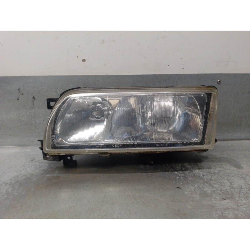 Recambio de faro izquierdo para nissan primera berl./familiar (p10/w10) referencia OEM IAM 54530178  