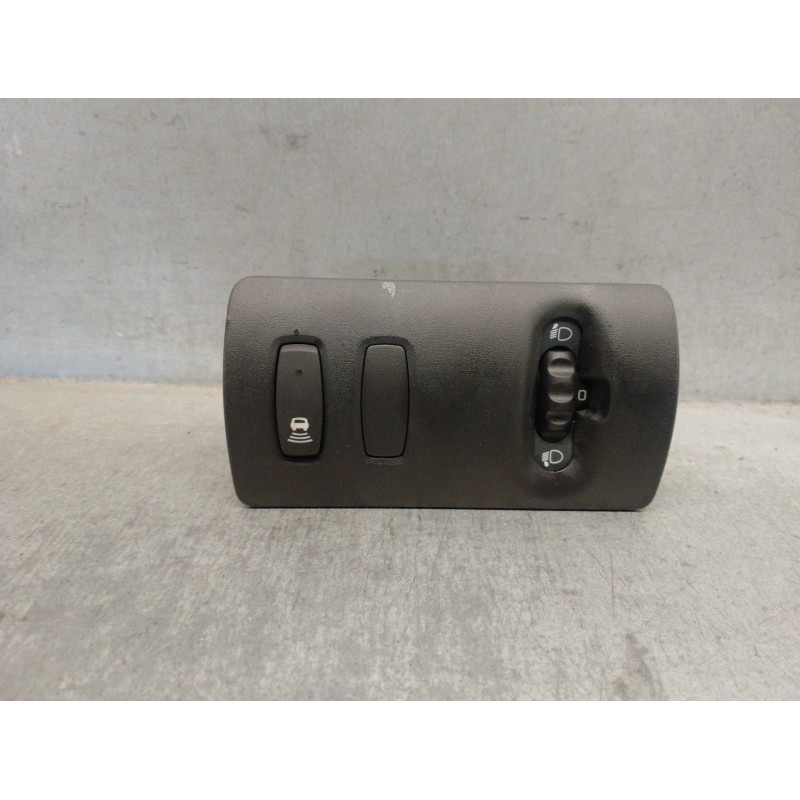 Recambio de mando luces salpicadero para renault kangoo 1.5 dci diesel fap referencia OEM IAM 8200566640  BOURBON