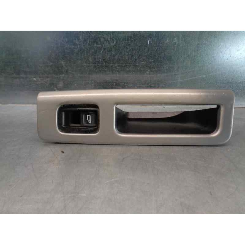 Recambio de mando elevalunas trasero izquierdo para volvo v50 familiar 2.0 diesel cat referencia OEM IAM 8663813  