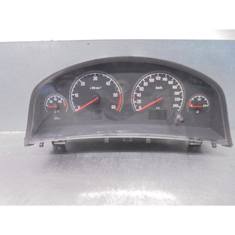 Recambio de cuadro instrumentos para opel vectra c berlina 2.0 dti referencia OEM IAM 13186689 