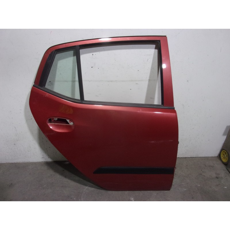 Recambio de puerta trasera derecha para hyundai i10 1.2 cat referencia OEM IAM 770040X050 GRANATE 5 PUERTAS