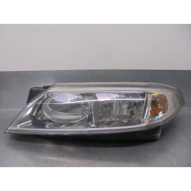 Recambio de faro izquierdo para renault laguna ii (bg0) 1.8 cat referencia OEM IAM 8200002845 89004687 VALEO