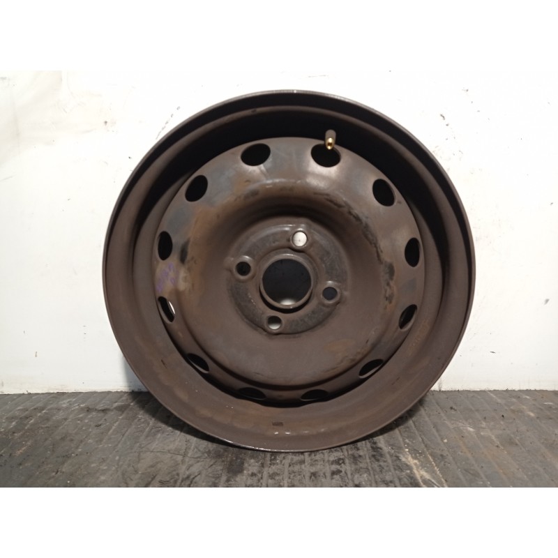 Recambio de llanta para hyundai i10 1.2 cat referencia OEM IAM 529100X100 R14X5JET46 HIERRO