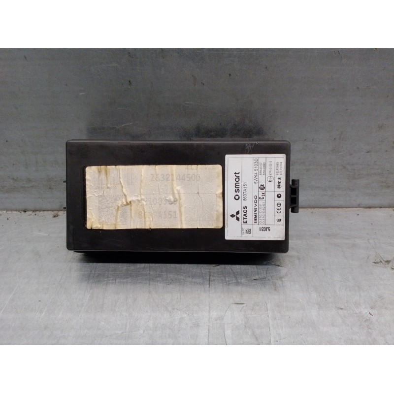 Recambio de caja reles / fusibles para mitsubishi colt berlina 3 (cz) 1.3 atlantis referencia OEM IAM 8637A151 5WK45103D 