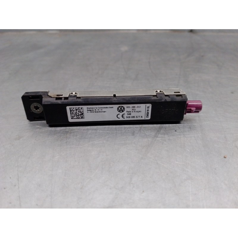 Recambio de antena para volkswagen golf vii lim. (bq1) 1.6 tdi referencia OEM IAM 5G6035577A  