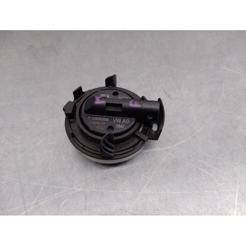 Recambio de sensor impacto para volkswagen golf vii lim. (bq1) 1.6 tdi referencia OEM IAM 5Q0959354  