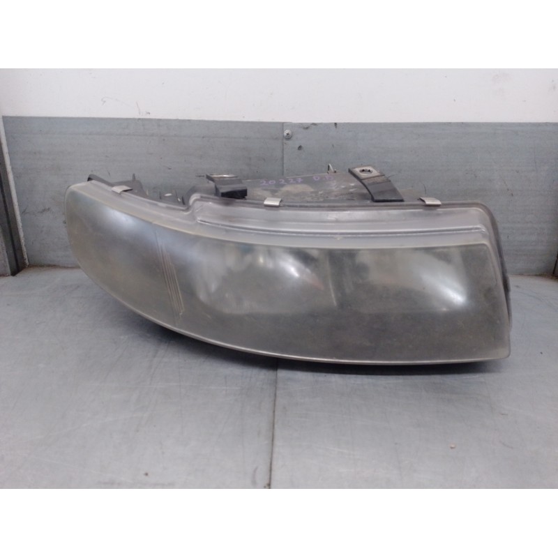 Recambio de faro derecho para seat toledo (1m2) 1.6 referencia OEM IAM 1M1941002D  4 PUERTAS