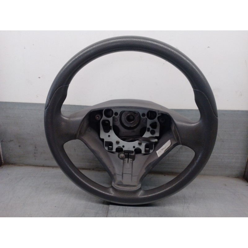 Recambio de volante para volvo v40 familiar 1.9 diesel cat referencia OEM IAM 601986100  