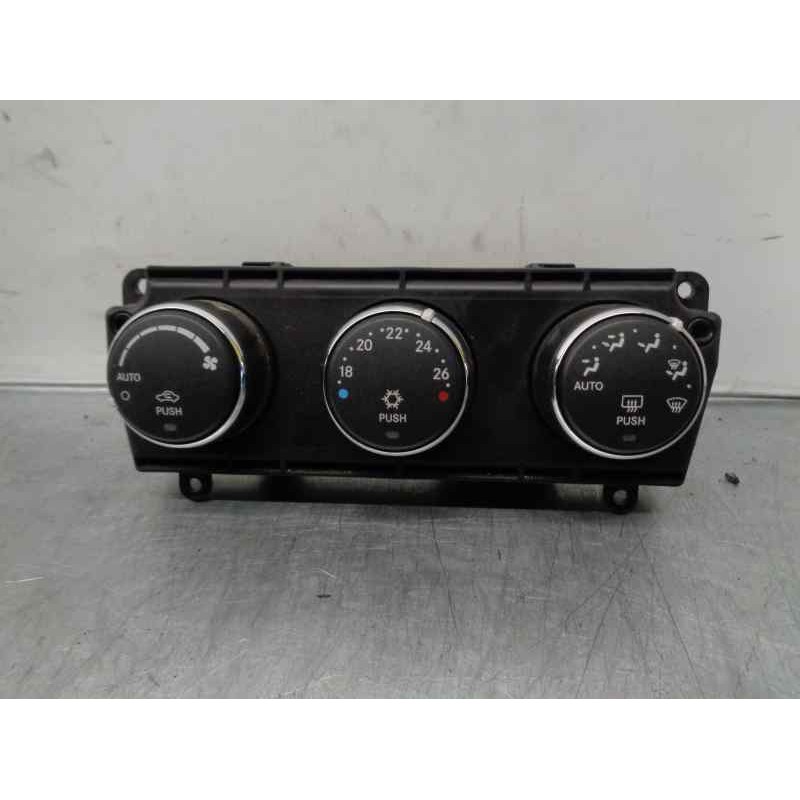 Recambio de mando climatizador para chrysler sebring berlina 2.0 crd cat referencia OEM IAM P55111886AB  