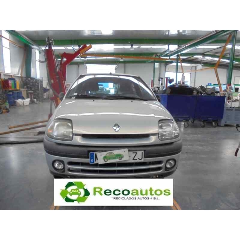 renault clio ii fase i (b/cbo) del año 2000