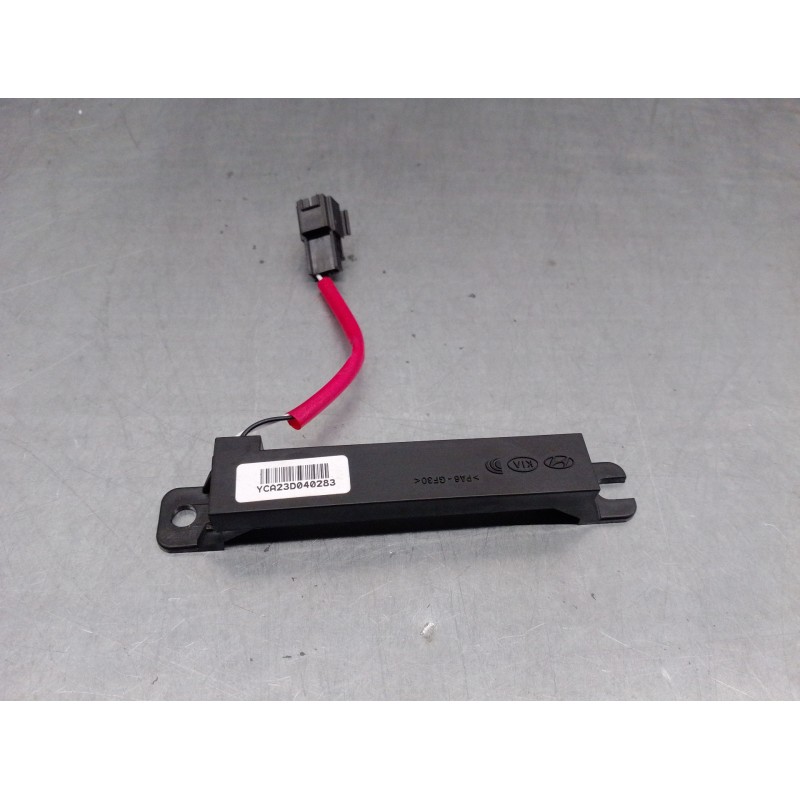 Recambio de antena para hyundai i30 (pd) 2.0 tgdi cat referencia OEM IAM 95420F9000  