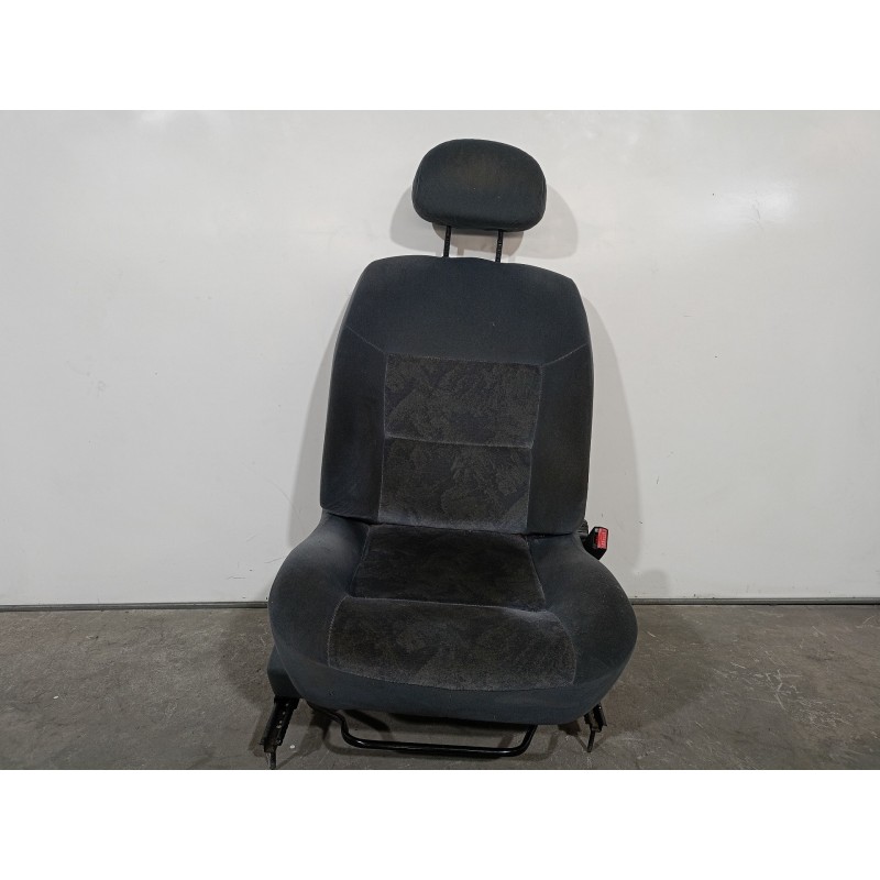 Recambio de asiento delantero derecho para renault megane i classic (la0) 1.6 referencia OEM IAM 7701042319  