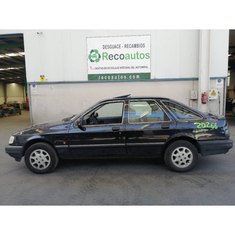 ford sierra berlina del año 1990