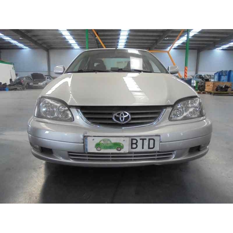 toyota avensis berlina (t 22) del año 2002