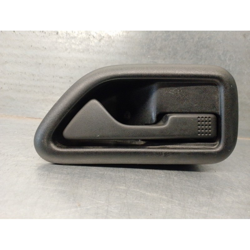 Recambio de maneta interior delantera derecha para ford sierra berlina referencia OEM IAM 88BBA22600AB 88BBA22600AB 