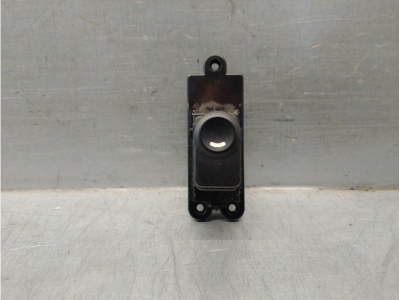 Recambio de mando elevalunas trasero izquierdo para hyundai i30 1.6 crdi cat referencia OEM IAM 935802L000 935802L000 