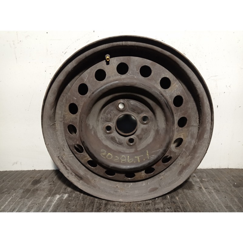 Recambio de llanta para toyota corolla (e12) 2.0 turbodiesel cat referencia OEM IAM 426111A480 R15X6JJDOT HIERRO