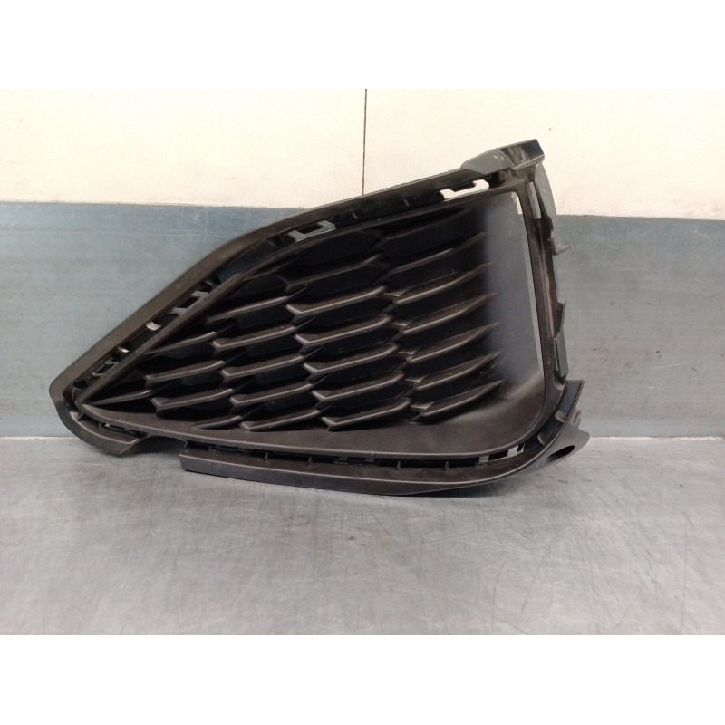 Recambio de rejilla paragolpes derecha para hyundai i30 (pd) 2.0 tgdi cat referencia OEM IAM 86564S0500  