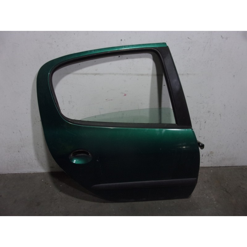 Recambio de puerta trasera derecha para peugeot 206 berlina 1.4 referencia OEM IAM 9008A5 VERDE 5 PUERTAS