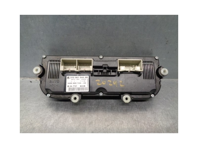 Recambio de mando calefaccion / aire acondicionado para skoda octavia berlina (1z3) 1.9 tdi dpf referencia OEM IAM 3T0907044AB 5