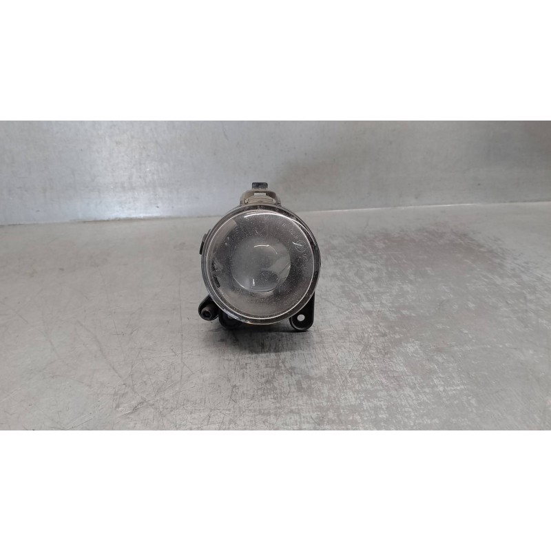 Recambio de faro antiniebla derecho para volkswagen golf v berlina (1k1) 2.0 tdi referencia OEM IAM 1K0941700A  