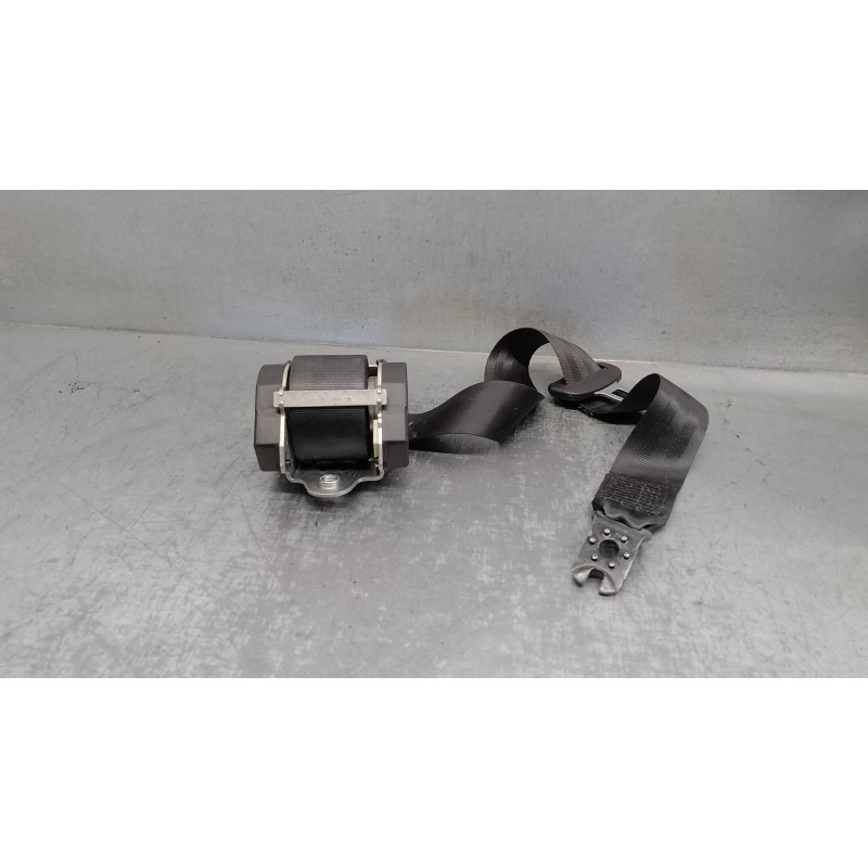 Recambio de cinturon seguridad trasero derecho para seat leon st (5f8) 1.6 tdi referencia OEM IAM 5F0857805A  