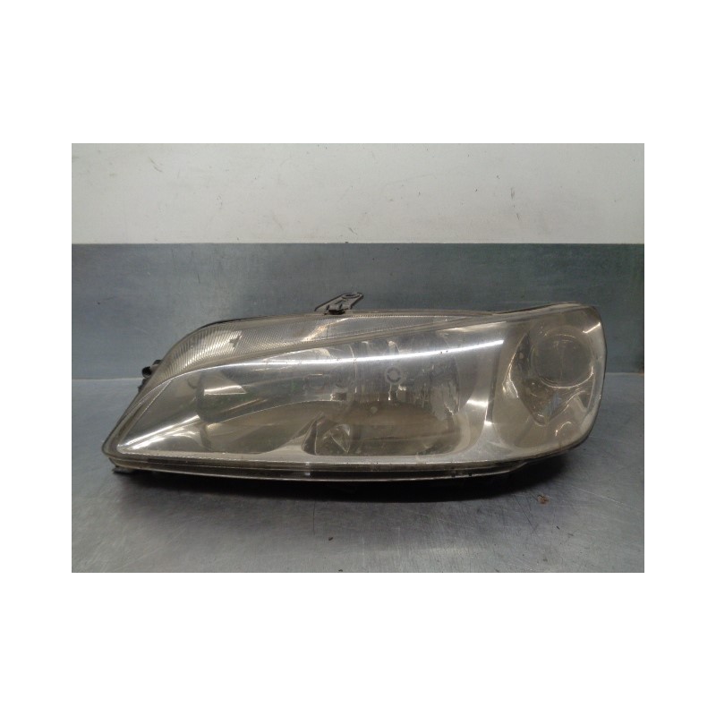 Recambio de faro izquierdo para peugeot 306 berlina 3/4/5 puertas (s2) xr referencia OEM IAM 88203990G  