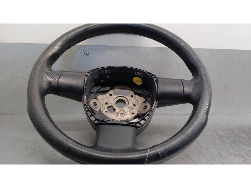Recambio de volante para audi a4 berlina (8e) 2.0 16v tfsi referencia OEM IAM 8P0419091BJ  