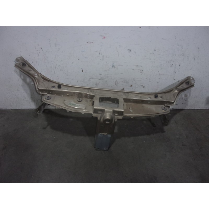 Recambio de panel frontal para dacia sandero 0.9 tce cat referencia OEM IAM  DE CHAPA 