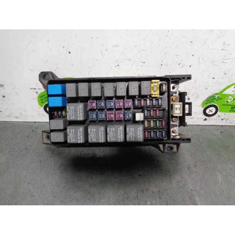 Recambio de caja reles / fusibles para kia carnival ii 2.9 crdi cat referencia OEM IAM 0K53H66760  