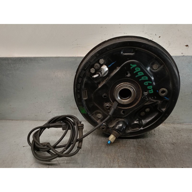 Recambio de mangueta trasera izquierda para smart fortwo coupe 0.9 turbo cat referencia OEM IAM A4533560000 