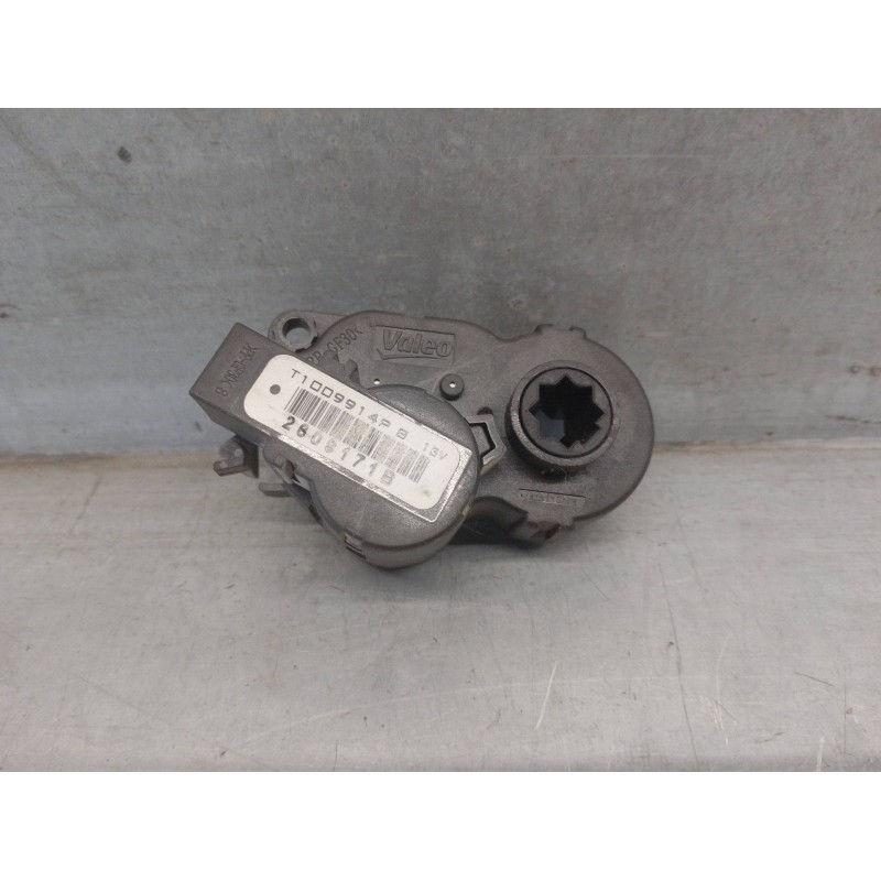 Recambio de motor calefaccion para dacia sandero 0.9 tce cat referencia OEM IAM T1009914P T1009914P VALEO