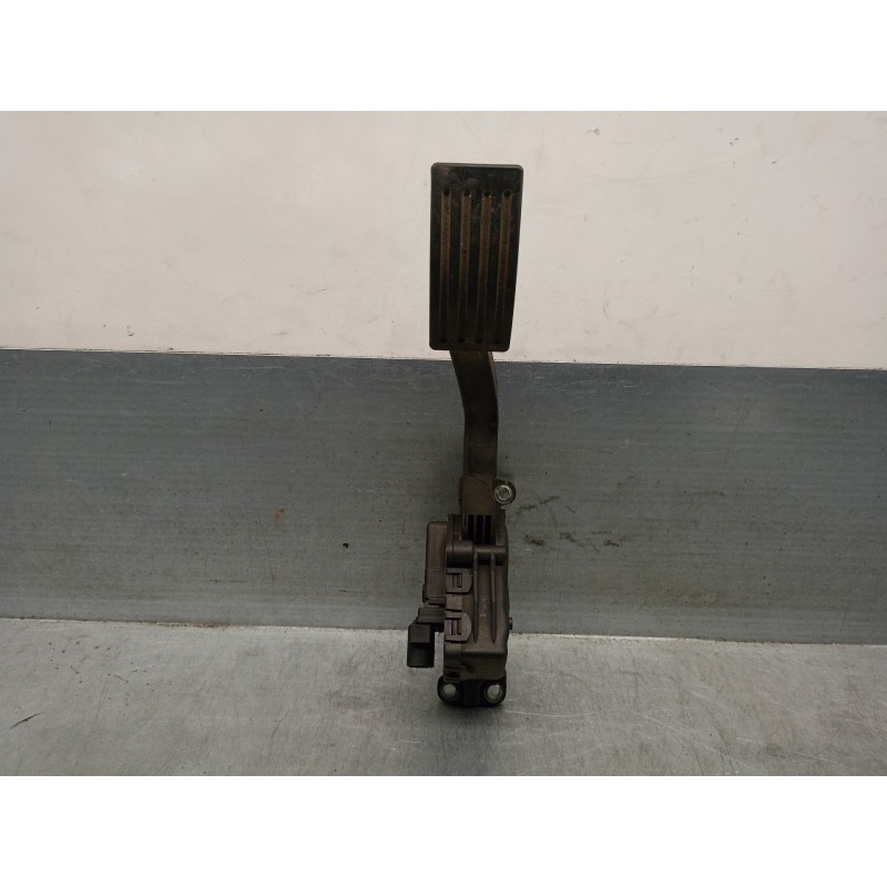 Recambio de potenciometro pedal para volvo s40 berlina 2.0 diesel cat referencia OEM IAM 31445344  