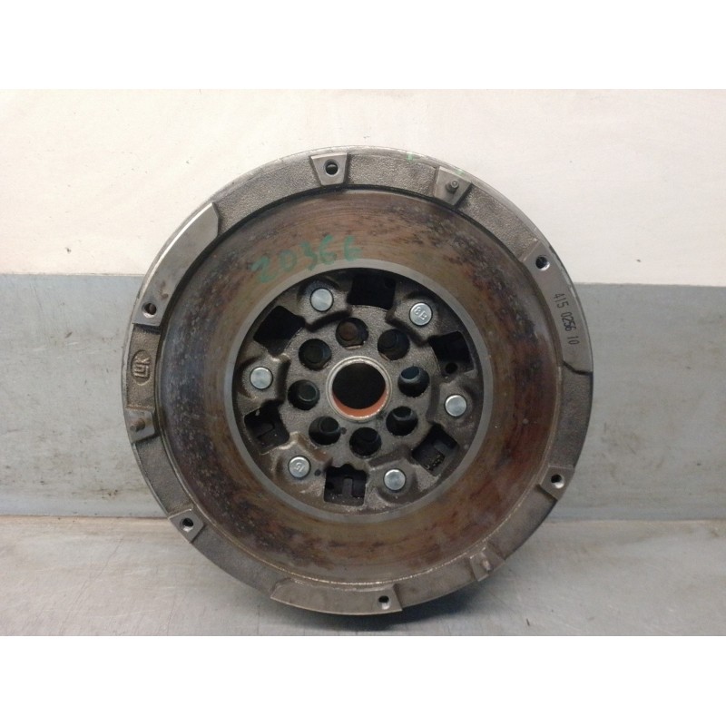 Recambio de volante motor para opel meriva 1.7 16v cdti referencia OEM IAM 415025610  