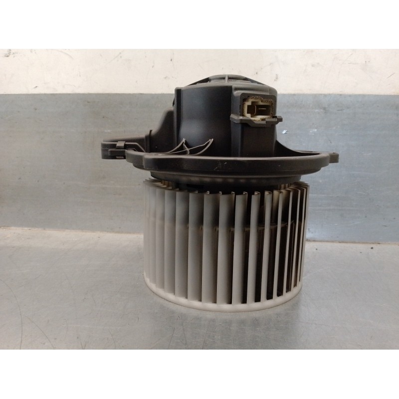 Recambio de motor calefaccion para hyundai i30 1.4 cat referencia OEM IAM 971132L000 F00S33F023 