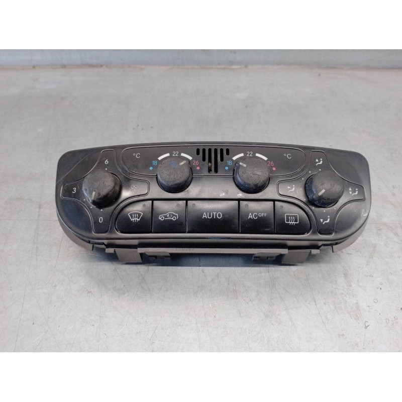Recambio de mando calefaccion / aire acondicionado para mercedes clase c (w203) sportcoupe 1.8 cat referencia OEM IAM A209830008