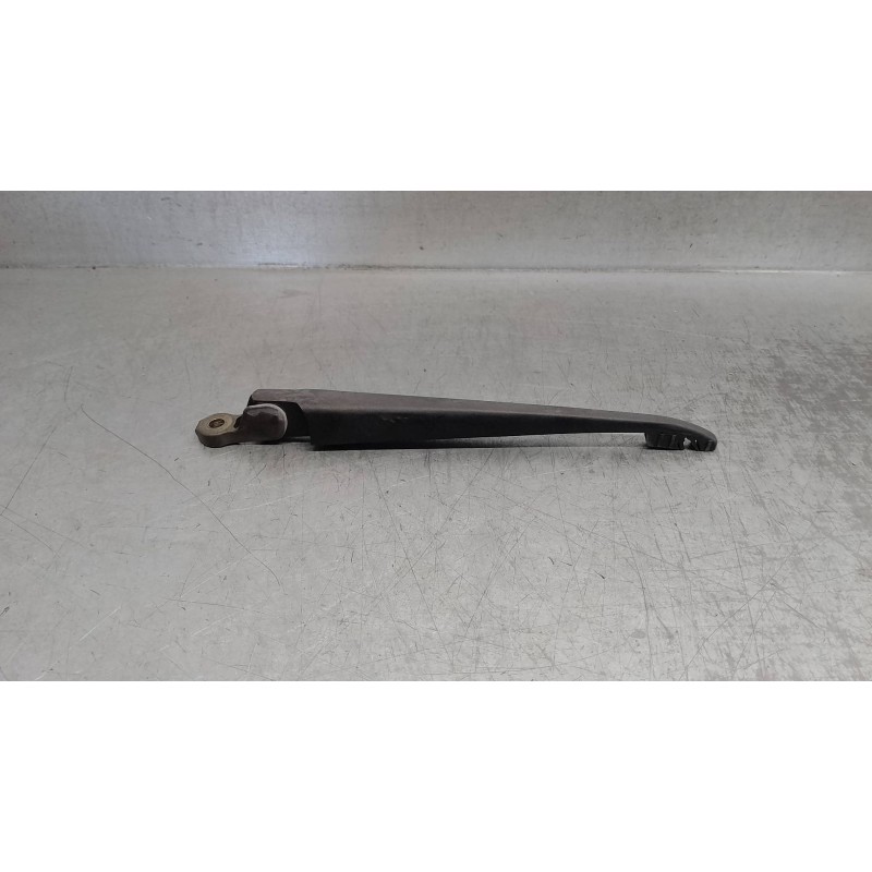 Recambio de brazo limpia trasero para peugeot 306 break 1.9 turbodiesel cat referencia OEM IAM 6429L0 