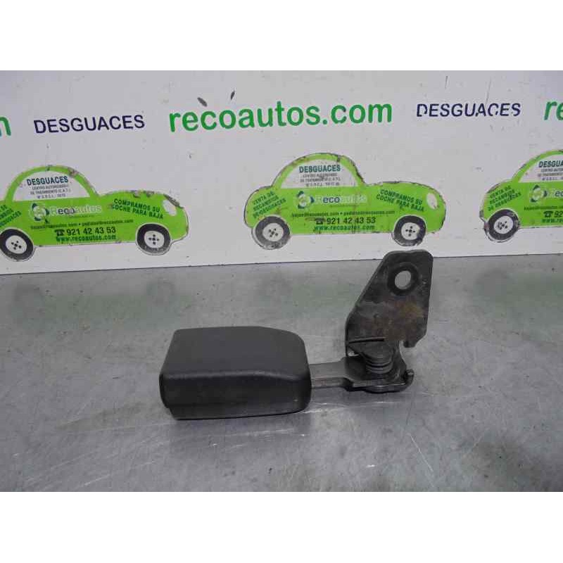 Recambio de enganche cinturon para renault scenic ii 1.9 dci diesel referencia OEM IAM   5 PUERTAS