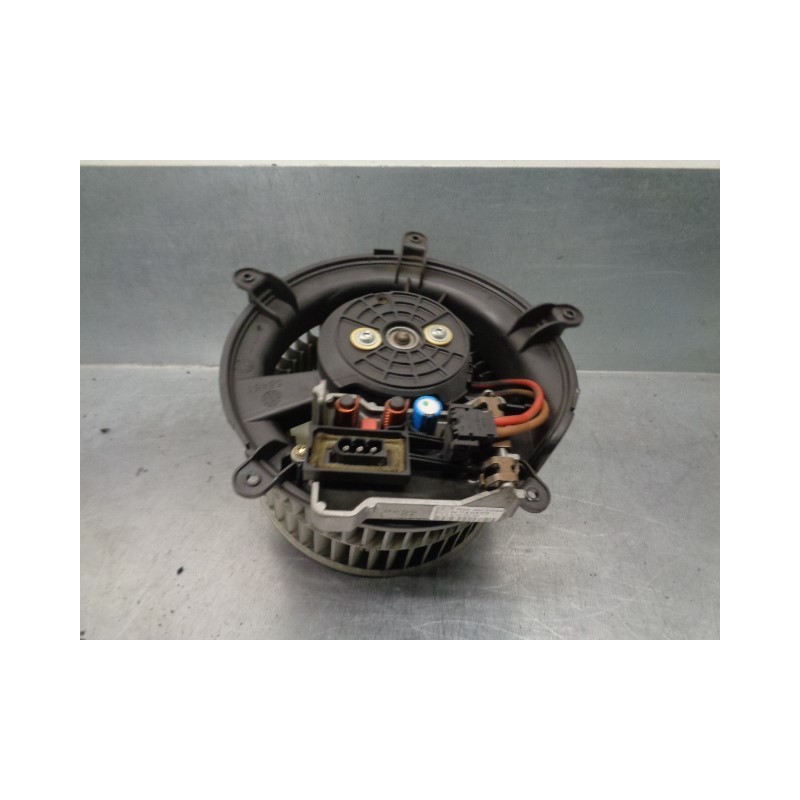 Recambio de motor calefaccion para bmw serie 7 (e65/e66) 3.0 turbodiesel cat referencia OEM IAM 64116913401 64116934390 