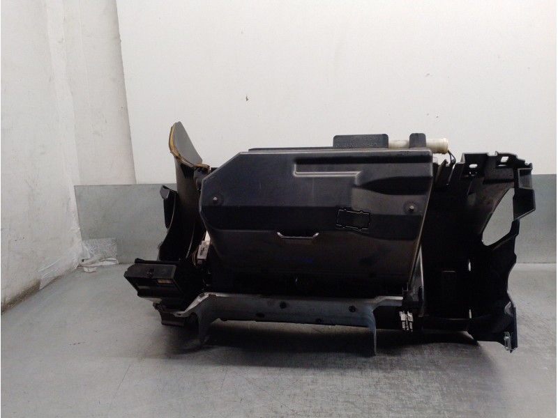 Recambio de guantera para mercedes clase e (w211) berlina 3.2 cdi cat referencia OEM IAM A2118601305  