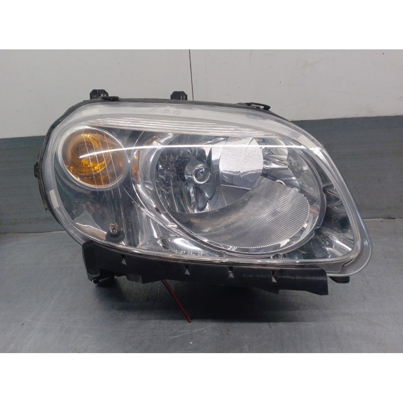 Recambio de faro derecho para chevrolet hhr 2.4 16v referencia OEM IAM 15827442 100899B 